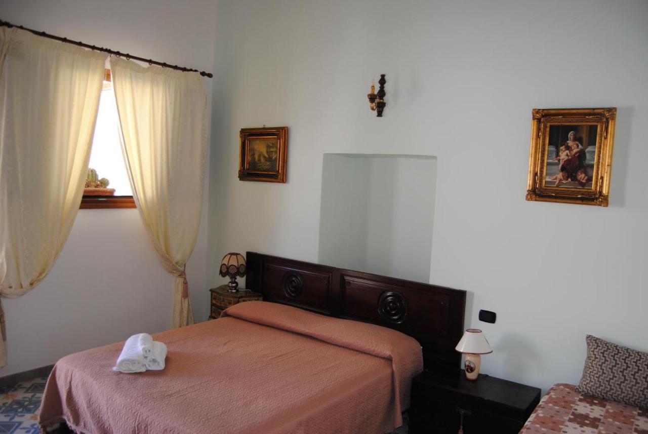 B & B Palazzo Maestro & Corte Maestro Rooms Gallipoli Exterior photo